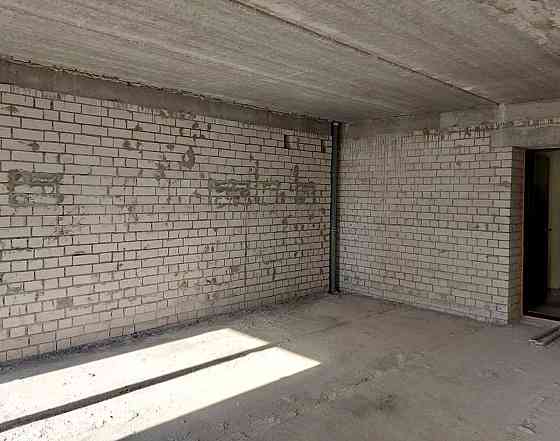 Продаж Квартира 2-кімнатна, 3/10 поверх на Аржанова ул., 1 Дніпро