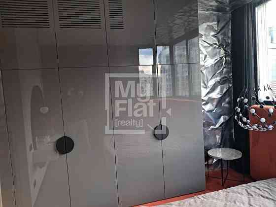 Продаж Квартира 2-кімнатна, 13/20 поверх на вул. Андрія Верхогляда Київ