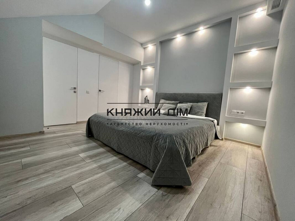 Дворівнева квартира із зимовим садом у серці Подолу. № 21145229 Киев - изображение 2