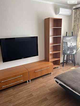 Оренда Квартира 1-кімнатна, 22/25 поверх на Бориса Гмирі, 18 Kiev