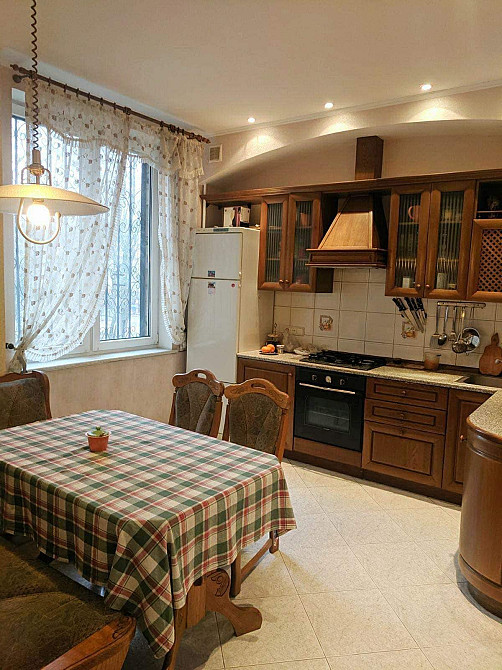 Оренда Квартира 1-кімнатна на Искровская ул. Київ - фото 1