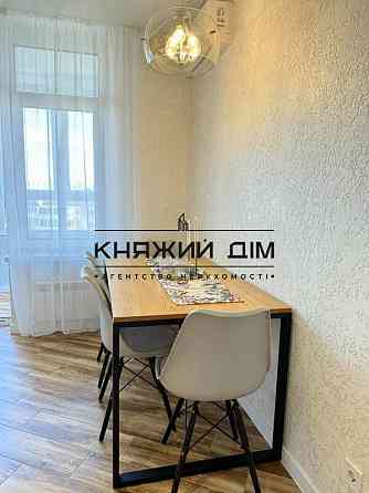 Продаж Квартира 1-кімнатна, 11/25 поверх на Драгоманова ул. Kiev