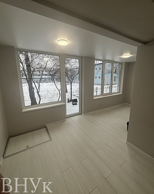 Продаж Квартира 3-кімнатна, 1/5 поверх на Комарова Чернівці - фото 1