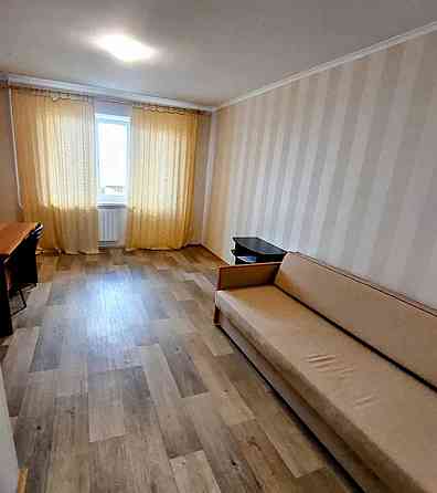 Оренда Квартира 1-кімнатна, 9/9 поверх на Петропавлівська, 26 Kiev