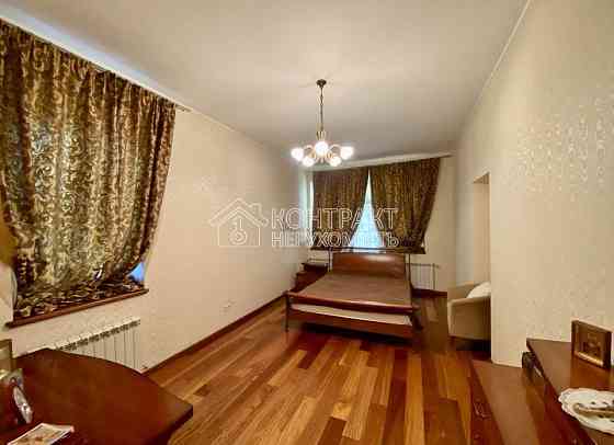 Продаж Будинок 5-кімнатний на вул. Білої Акації Kharkiv