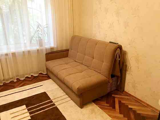 Продаж Квартира 1-кімнатна, 3/5 поверх на Навашина Академіка вул., д. 13 Kiev