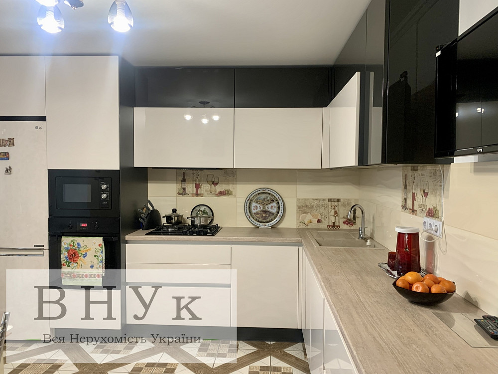 Продаж Квартира 2-кімнатна, 2/9 поверх на вул. Іллєнка Ternopil' - photo 1