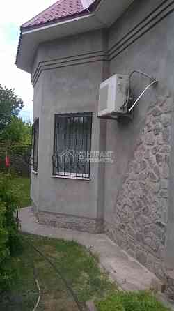 Продаж Будинок 4-кімнатний на вул. Вишнева Kharkiv