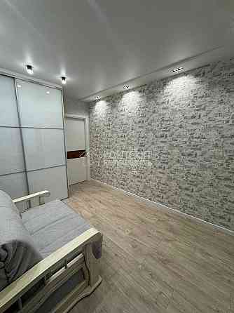 Продаж Квартира 2-кімнатна, 12/19 поверх на вул. Гвардійців Широнінців Харьков