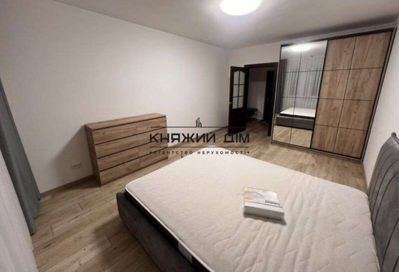 Оренда Квартира 1-кімнатна, 19/25 поверх на Софьи Русовой ул. Киев