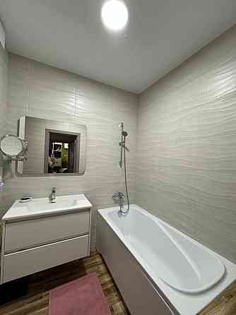 Оренда Квартира 1-кімнатна, 13/23 поверх на Ревуцкого ул., 40 в Київ