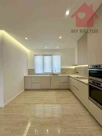 Продаж новенького сучасного таунхаусу! Uzhhorod