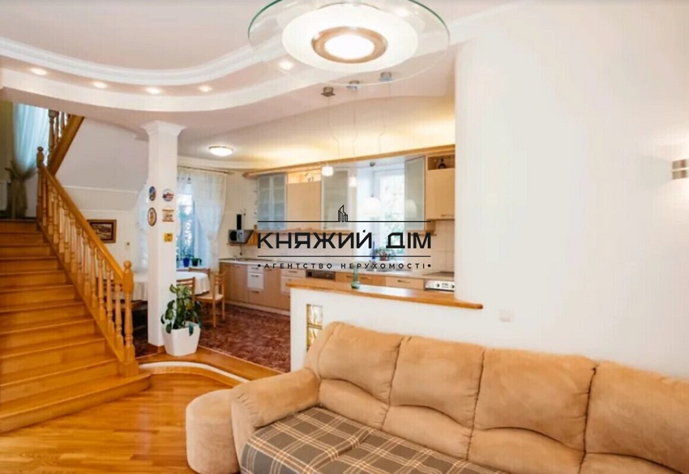 Продаж 3 поверхового будинку з ремонтом і ділянкою. № 2211621 Київ - фото 18