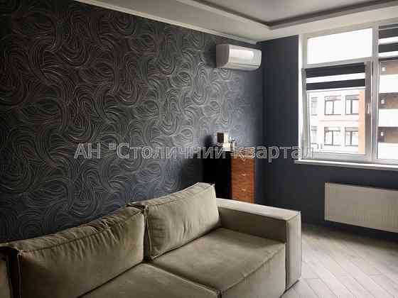 Продаж Гараж/паркомісце на Юнацька вул., 21 6/10 поверх Київ