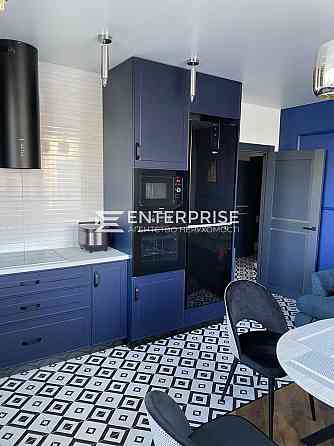 Продаж 2к Квартира 71 кв.м Ревуцького вул. Kiev