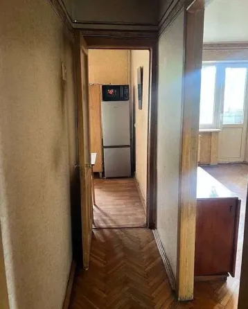 Продается 2-х комнатная квартира возле метро Дорогожичи. Киев