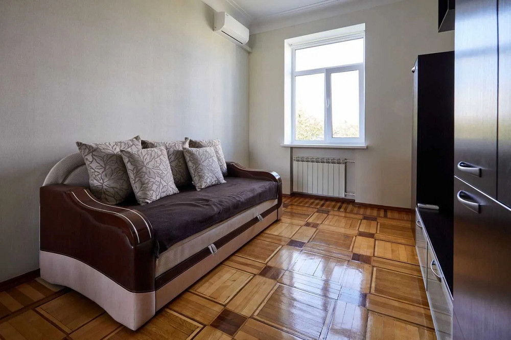 Оренда Квартира 3-кімнатна, 5/9 поверх на Кирилівська, 124. Kiev - photo 2