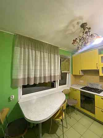 Оренда Квартира 3-кімнатна, 9/9 поверх на Павла Тичини, 14 Київ