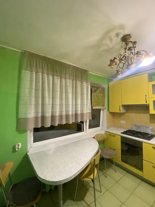 Оренда Квартира 3-кімнатна, 9/9 поверх на Павла Тичини, 14 Київ - фото 1