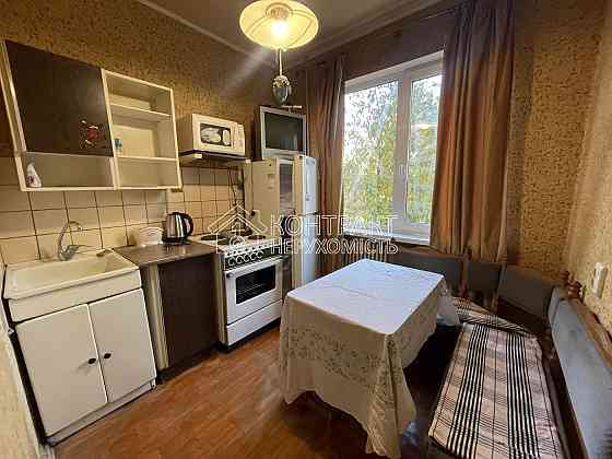 Продаж 1к Квартира 35.6 кв.м Перемоги вул. Kharkiv