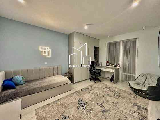 Продаж 3к Квартира 106 кв.м Стрийська вул. L'viv