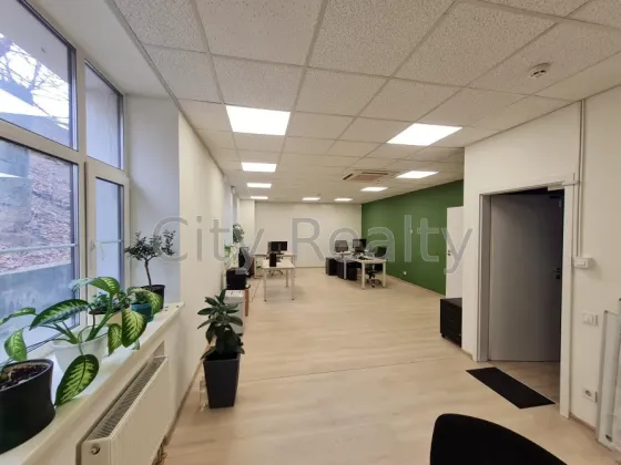 For rent Office Spaces area 150.8 sq.m floor 2 Kiev Воздвиженська 45 Kiev