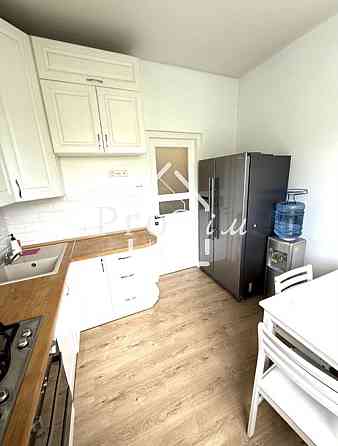 Оренда Квартира 2-кімнатна, 5/5 поверх на Олекси Тихого, 38/19 Киев