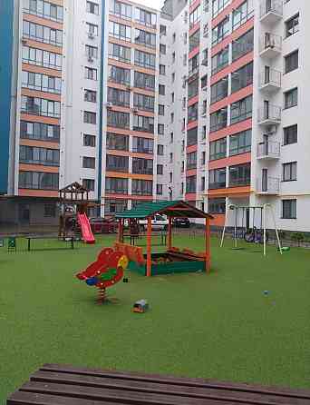 Продаж 3к Квартира 86 кв.м Покровська Zhytomyr