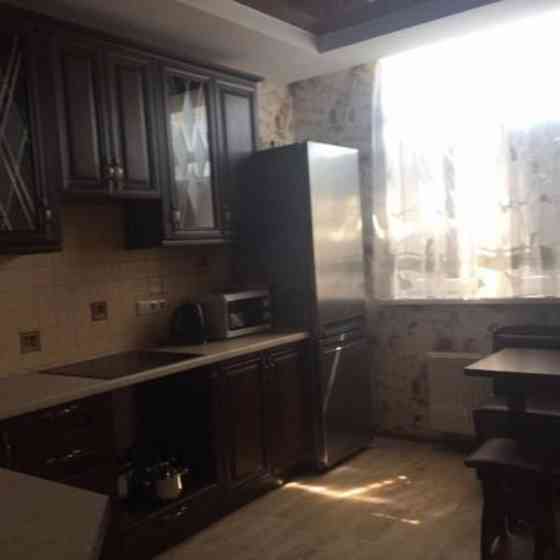 Продаж 3к Квартира 93 кв.м Гарматная ул., 20 Київ