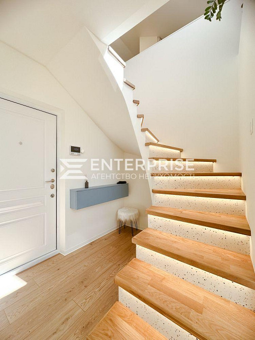 Продаж Квартира 3-кімнатна, 7/8 поверх на вул. Юрія Липи Київ - фото 4