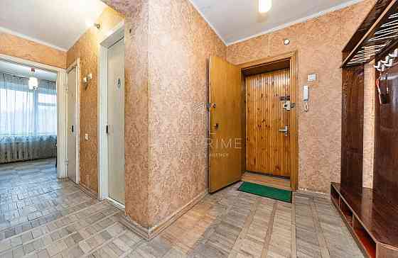 Продаж Квартира 3-кімнатна, 4/5 поверх на Зеленого Клину вул., д. 6 Київ