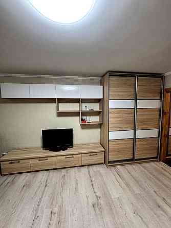 Оренда Квартира 1-кімнатна, 15/21 поверх на Пономарьова, 26/5 Kiev