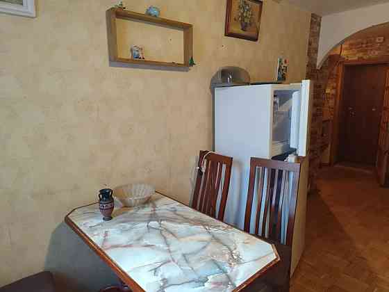 Оренда Квартира 2-кімнатна, 2/16 поверх на просп. Павла Тичини, 8 Київ