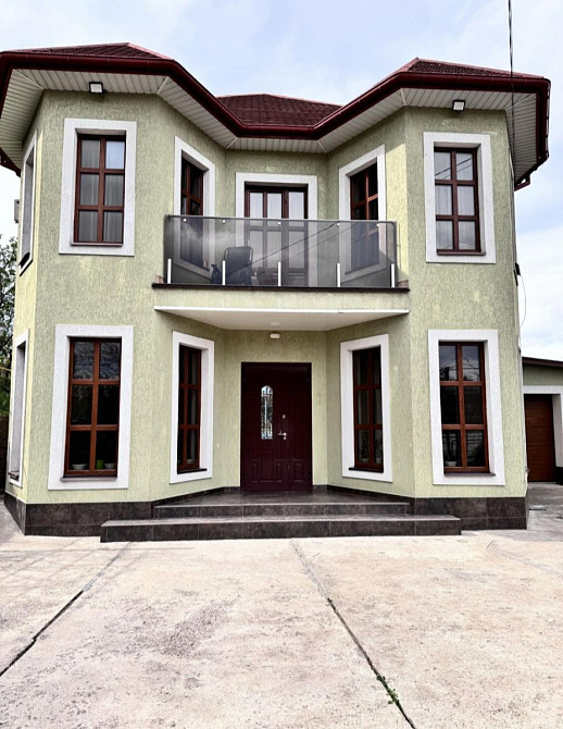 Продається елітний 2-поверховий будинок в с. Усатово  - фото 1