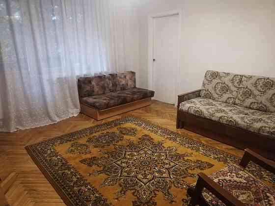 Оренда Квартира 3-кімнатна, 2/9 поверх на вул.Сергія Берегового, 4 Киев