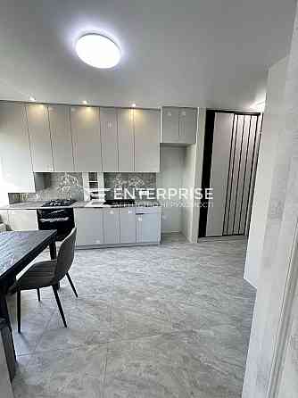 Продаж Квартира 2-кімнатна, 5/5 поверх 