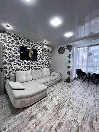 Продаж Квартира 2-кімнатна, 8/10 поверх на Содружества ул., 6 Dnipro