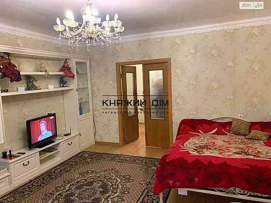 Продаж 3-кімнатної квартири 85 м2, метро Печерська ,Кловська. Безготівковий так! № 21146846 Київ