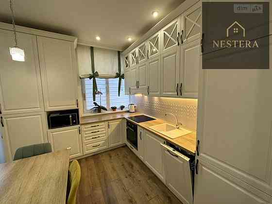 Продаж Будинок 4-кімнатний на вул. Богомольця Ужгород