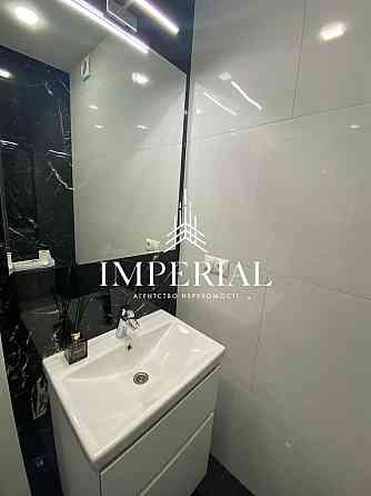 Оренда Квартира 3-кімнатна, 4/15 поверх на вул. Юлії Здановської Київ