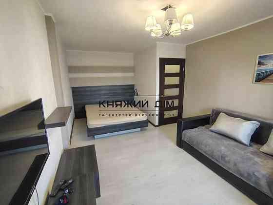 Оренда Квартира 1-кімнатна, 9/9 поверх на Кловский спуск Київ