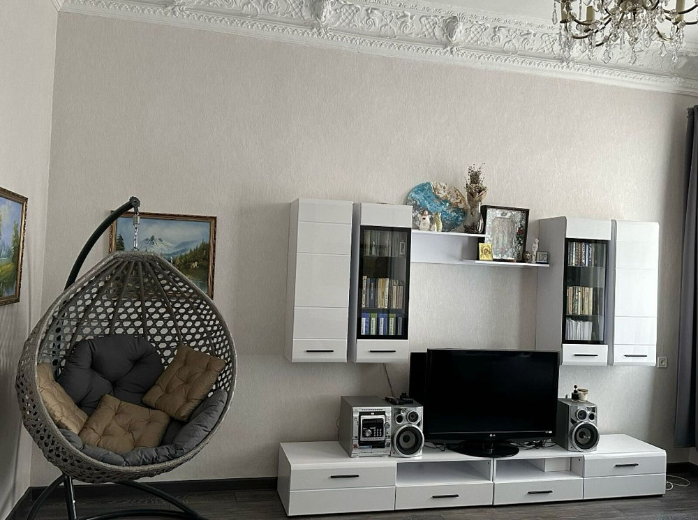 Продаж Квартира 4-кімнатна, 2/4 поверх на Коблевская улица, 29 Одеса - фото 1