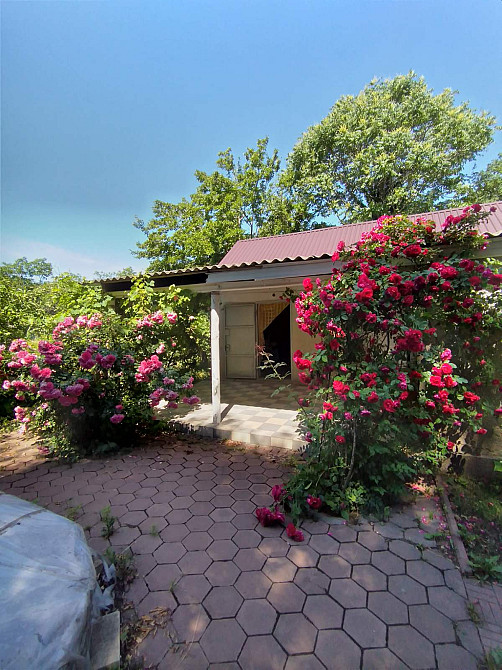 Продам дачу на 4 сотках земли в районе Дача Ковалевского Одеса - фото 1