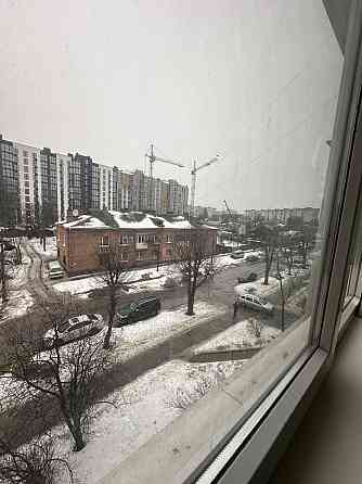 Продаж Квартира 3-кімнатна, 4/9 поверх на вул. Довженка Житомир