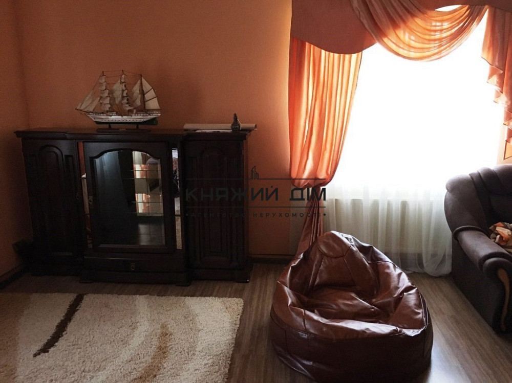 Продажа 2-х этажного дома в с. Подгорцы. № 2210677  - фото 10