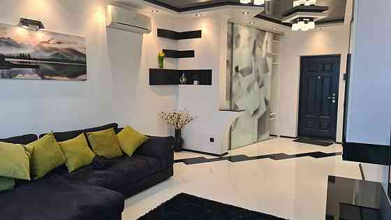 Оренда Квартира 1-кімнатна, 19/20 поверх на ул. Елены Пчилки, 2 Київ