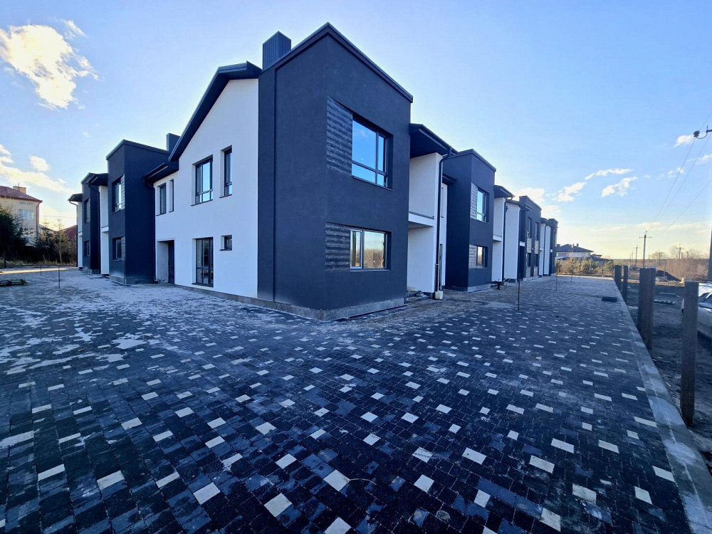 Продаж Будинок 4-кімнатний на вул. Вільхова Зимна Вода - фото 1