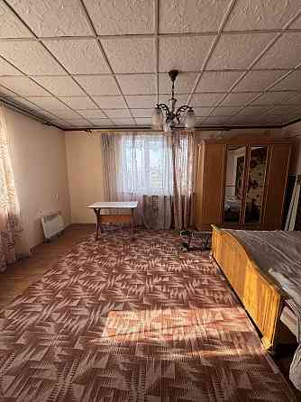 Продаж 3-поверховий Будинок з ділянкою 15 сот 302 кв.м 7+ кімн. на Північна Zhytomyr