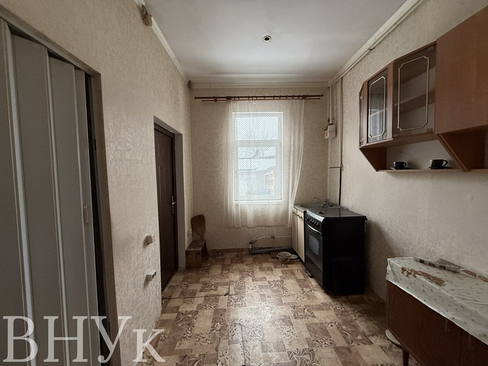 Продаж Квартира 1-кімнатна, 1/1 поверх на миру (район Ковельська) Луцьк - фото 1