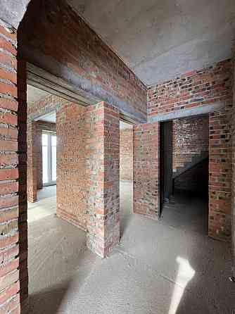 Продаж Будинок 3-кімнатний на вул. Київська Рівне